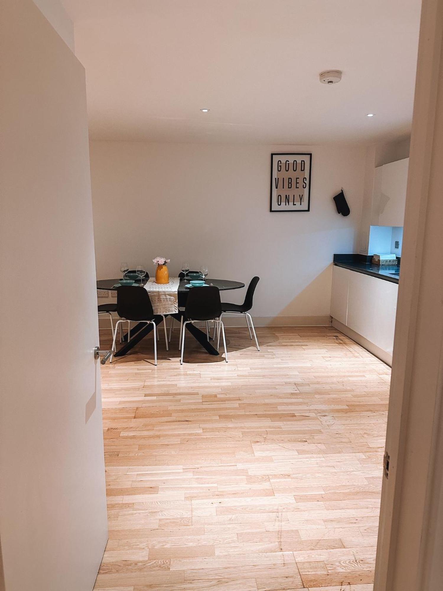 Apartamento Modern And Spacious 2 Bedroom Flat In Streatham Londres